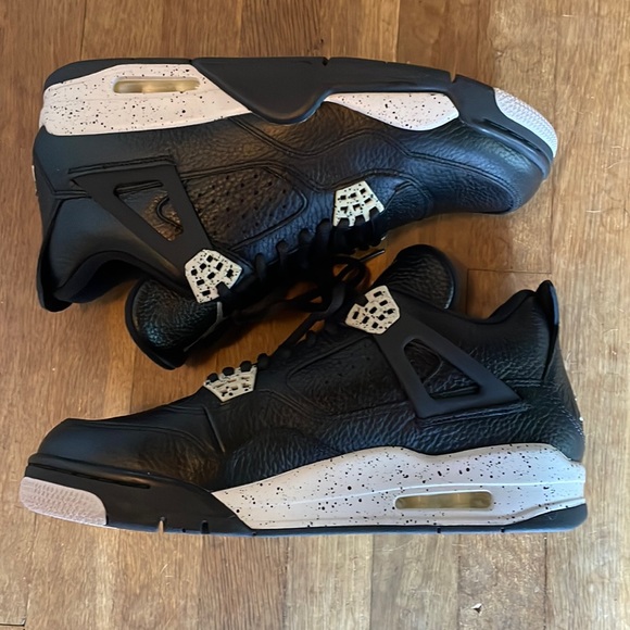 jordan 4 oreo stock